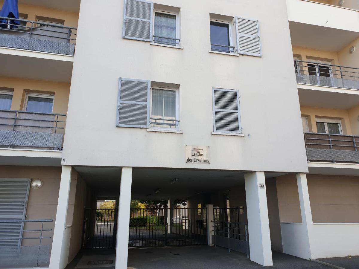 Les Clos De Ursulines Montargis Buitenkant foto